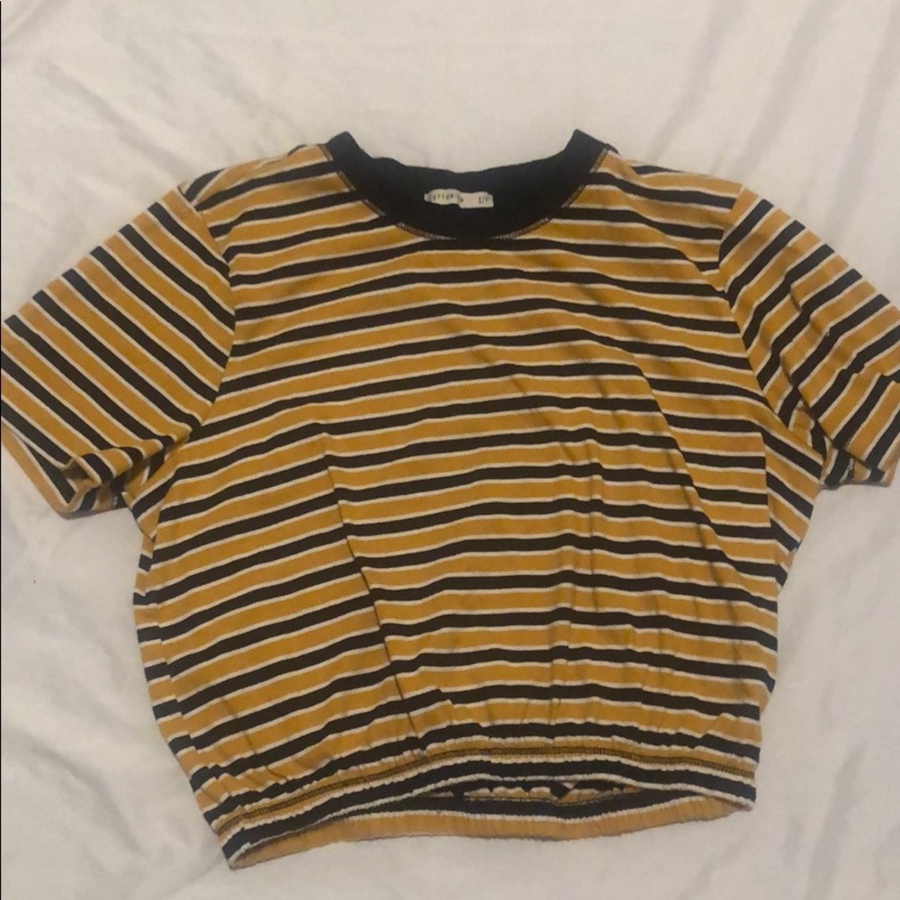 Cropped shirt